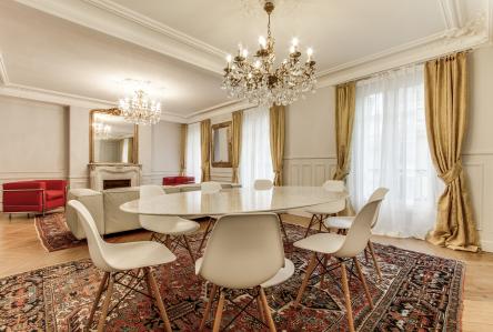 Rue du Pont Neuf architecture d'intérieur salon salle à manger lustre style scandinave 