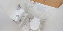 Projet maitre albert architecture d'intérieur toilettes marbre